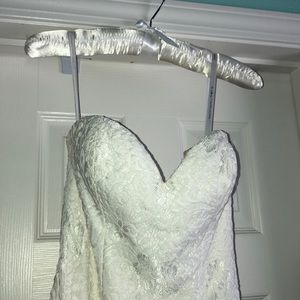 Wedding gown